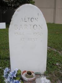 Headstone Alton Barton
